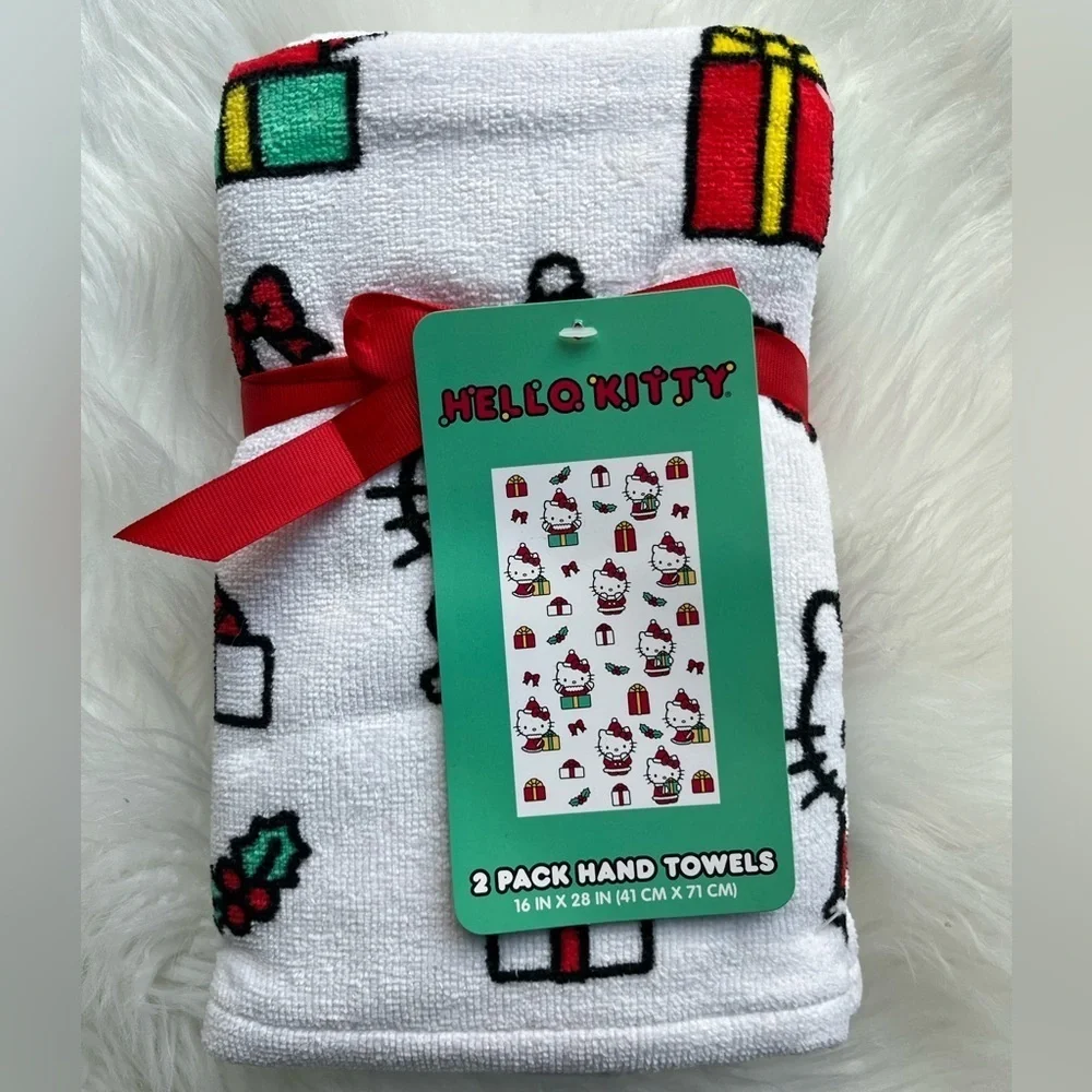🆕 Hello Kitty Hand Towels Christmas Set of 2 Holiday Bathroom Santa Mistletoe